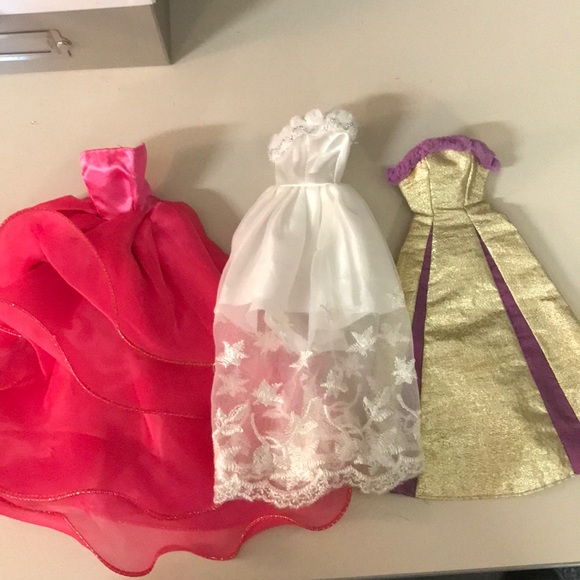BARBIE BUNDLE: Barbie gowns Set 3 - Picture 1 of 4